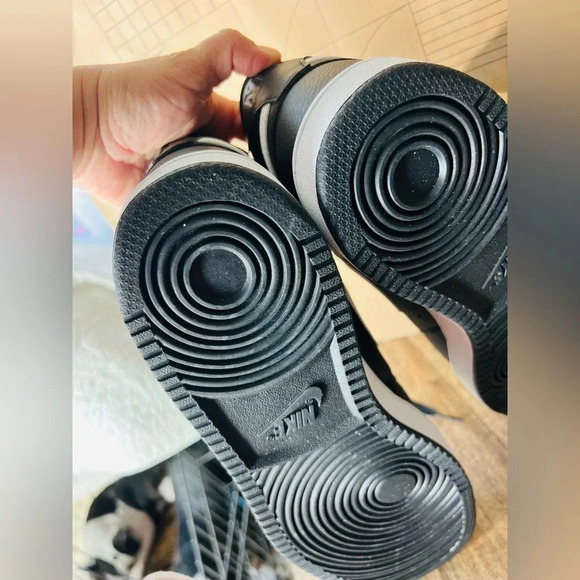 NIB MENS Nike COURT VISION MID NN Basketball Sneakers Black White DN3577 001 - Picture 4 of 8